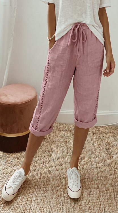 Women's capri-length summer pants with lace details