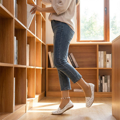 🔥 Last day of the sale: 50% off — Comfortable, lightweight, and stylish orthopedic shoes for women, with an open design.