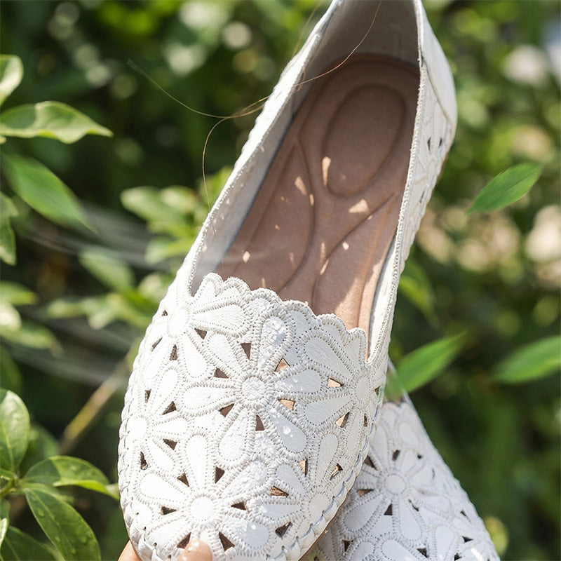 🔥 Last day of the sale: 50% off — Comfortable, lightweight, and stylish orthopedic shoes for women, with an open design.